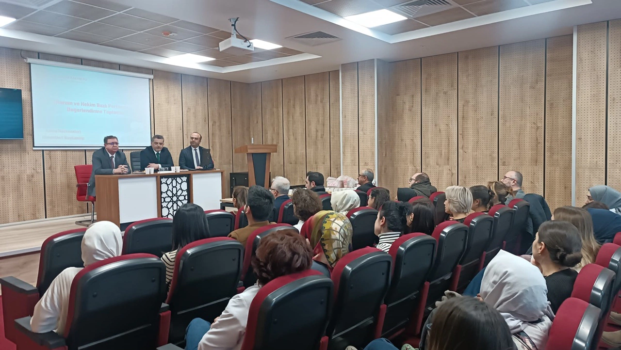 Yeni Diş Hastanesi’nde Performans Değerlendirmesi
