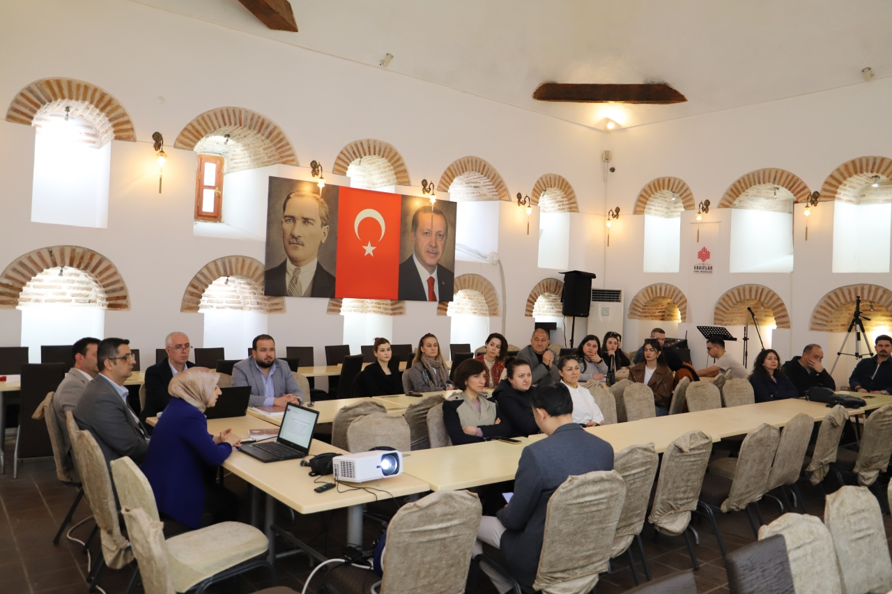 "Amasya Şer’iyye Sicilleri’ konusunda eğitim verildi