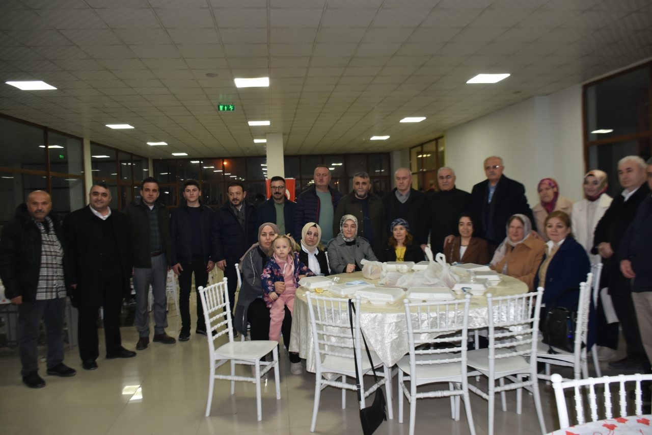 Boyabatlılar iftar sofrasında buluştu