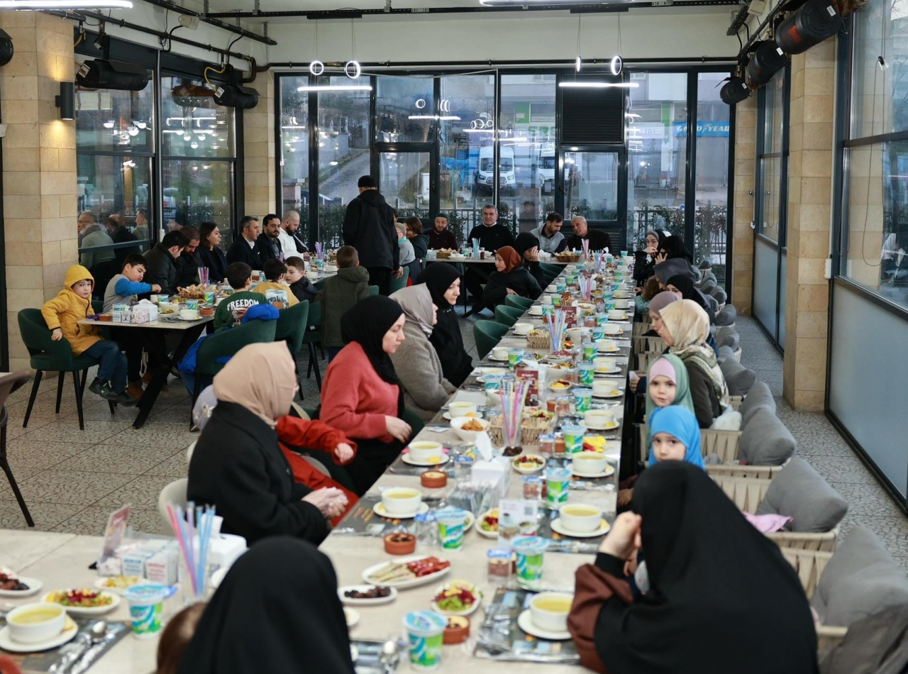 Bulancak Belediye Başkanı Sıbıç, Tatar aileler ile iftarda buluştu