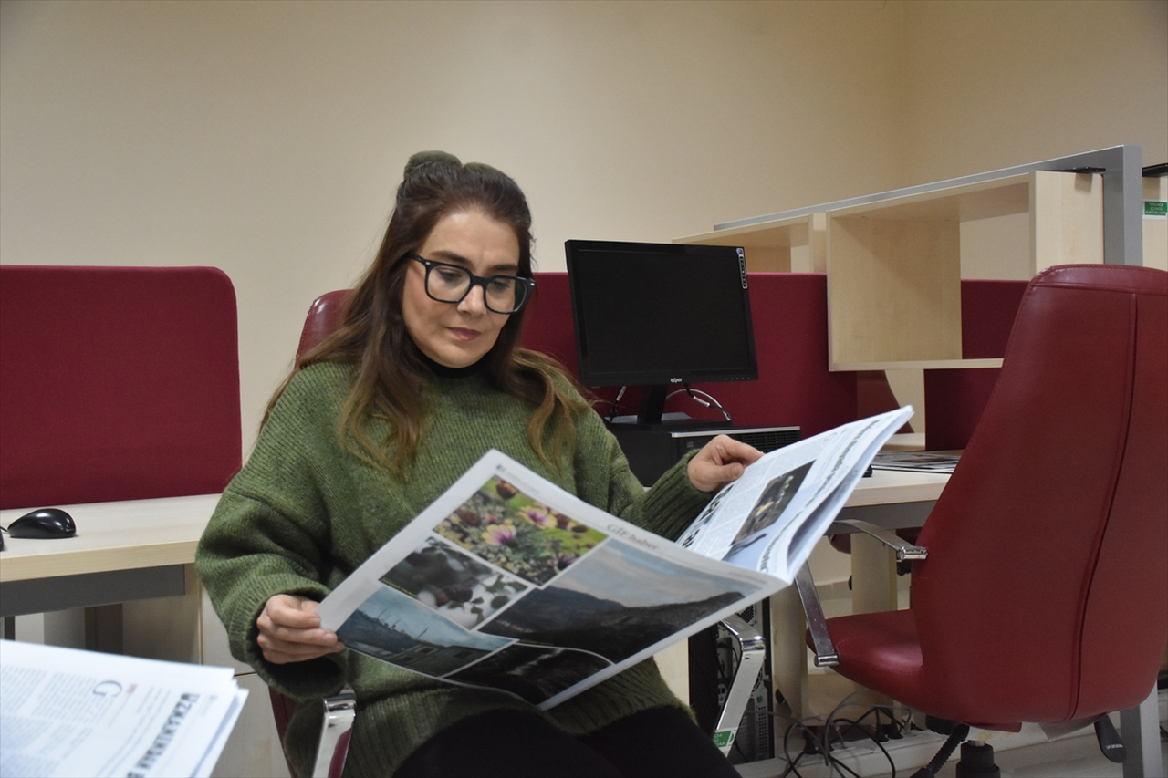 Gümüşhane'de iki çocuk annesi üniversite hayaline 32 yıl sonra kavuştu
