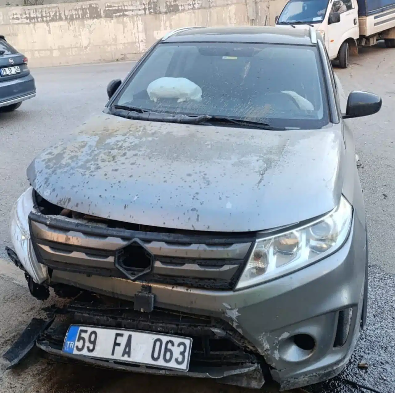 Karabük'te alt yola düşen otomobilin sürücüsü yaralandı