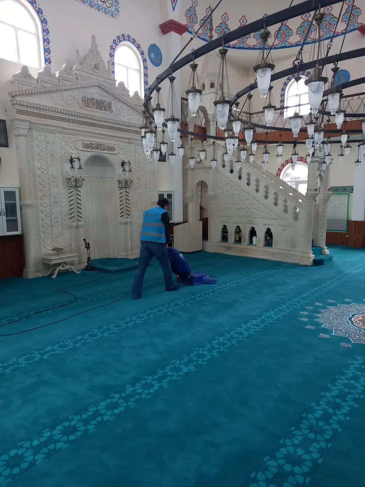Ordu'da yükümlüler ramazanda camileri temizledi