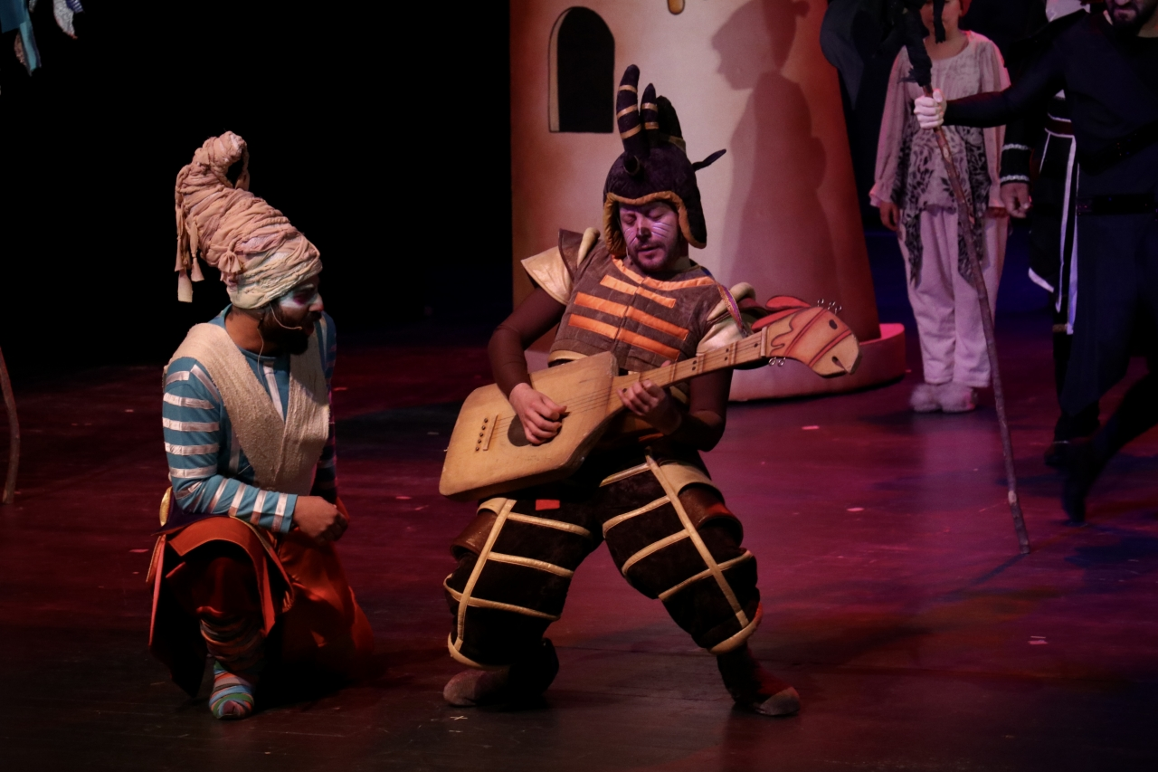Samsun Devlet Opera ve Balesi "Masal Şatosu" müzikalini sahneledi