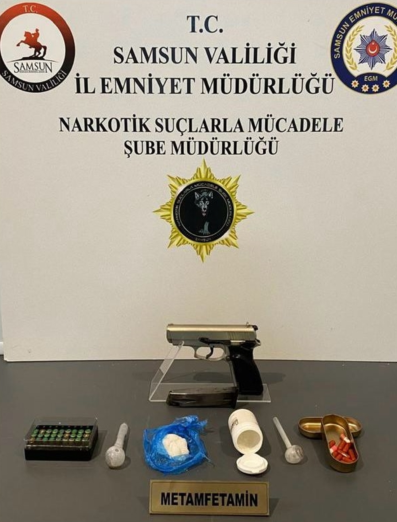Samsun'da uyuşturucu operasyonunda 4 zanlı yakalandı