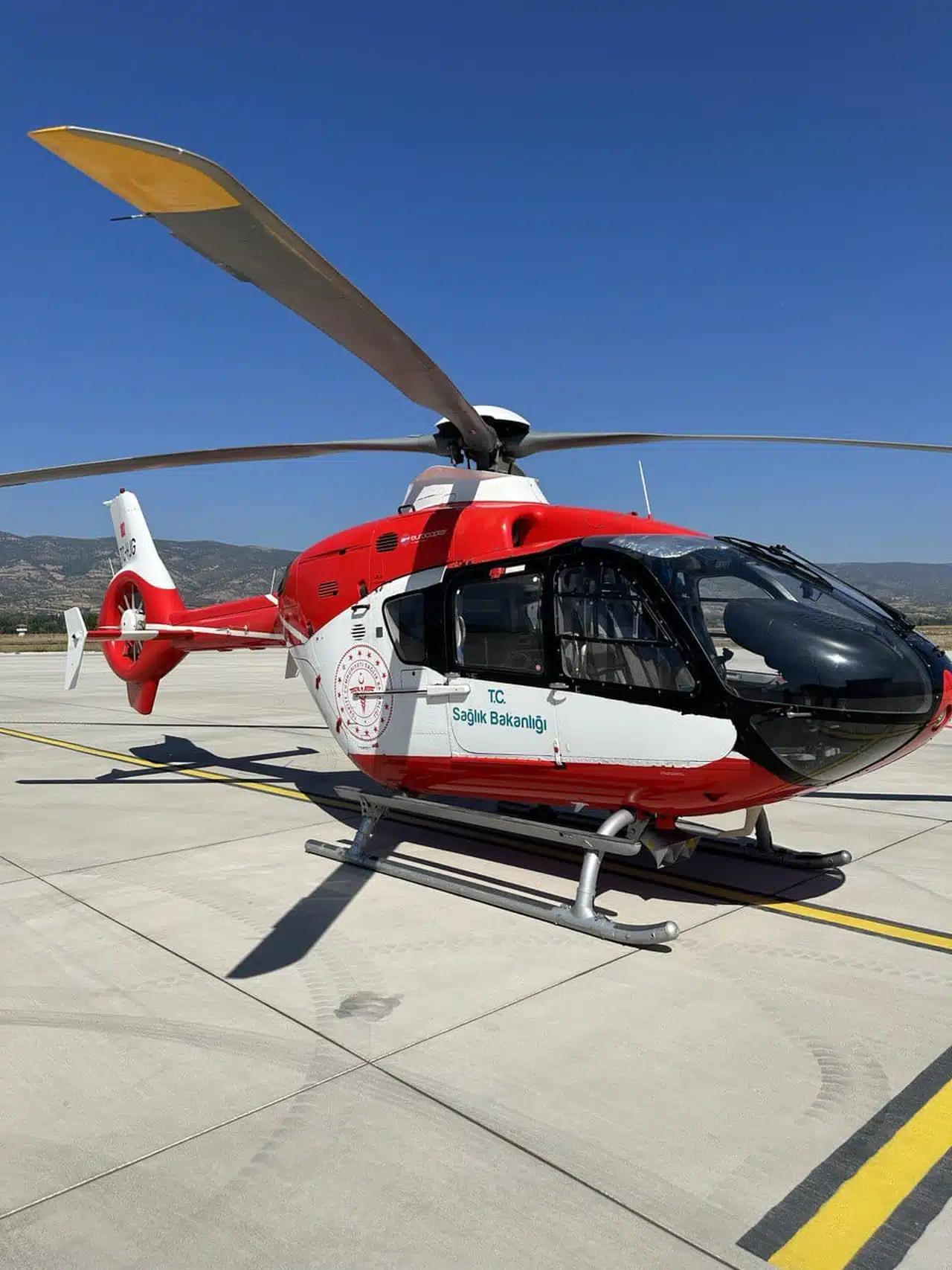 Tokat'ta ambulans helikopter 13 yaşındaki çocuk için havalandı