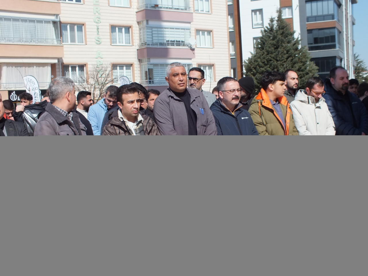 Turhal'da vefat eden öğretmen Zehra Sarıbal son yolcuğuna uğurlandı