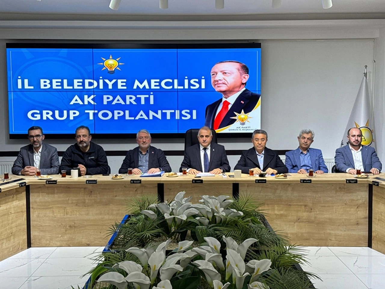 AK Partili Meclis Üyeleri Gündemi Masaya Yatırdı