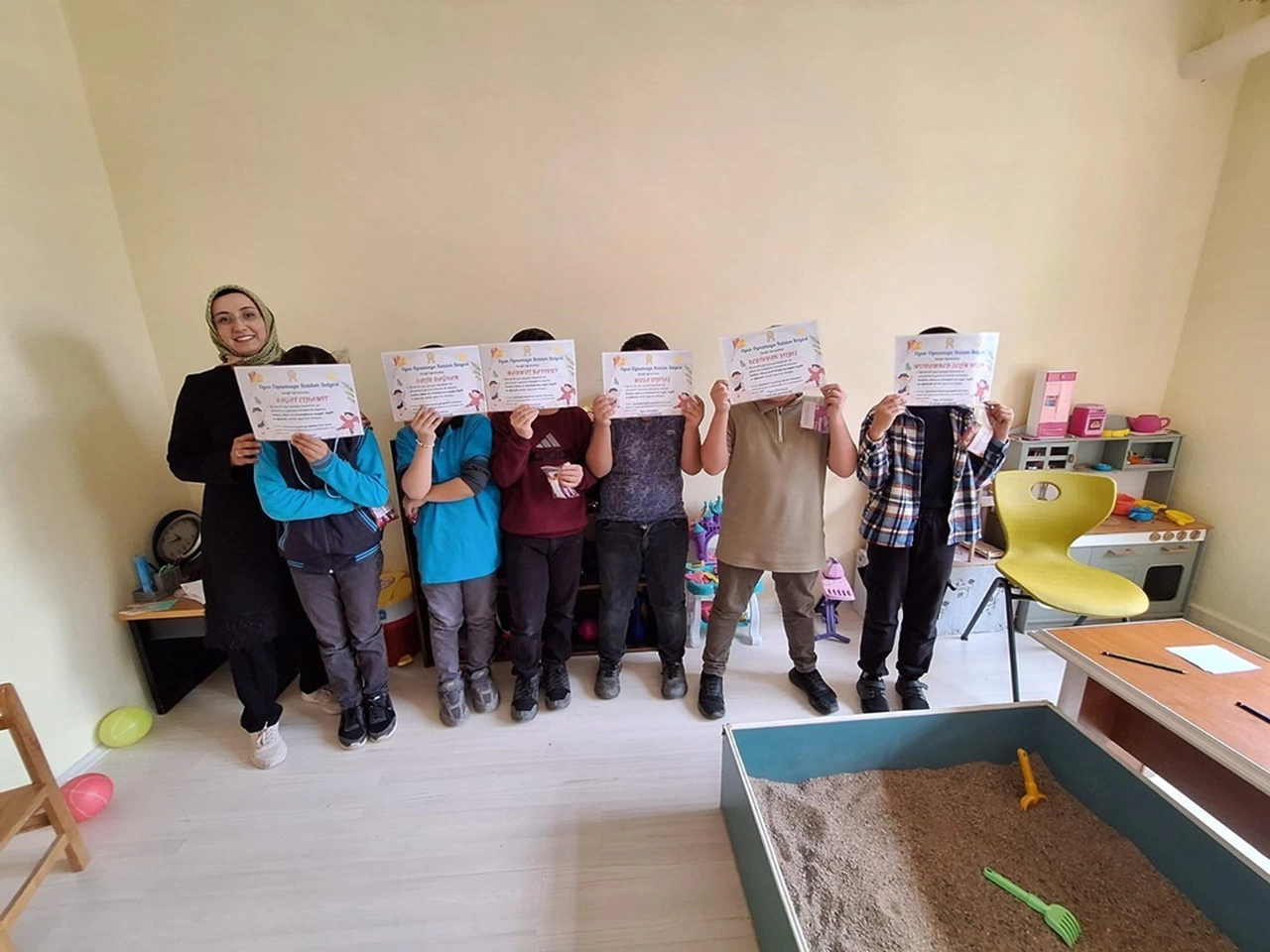 Çocuklara ‘Bilinçli Ekran Kullanımı’ Öğretiliyor