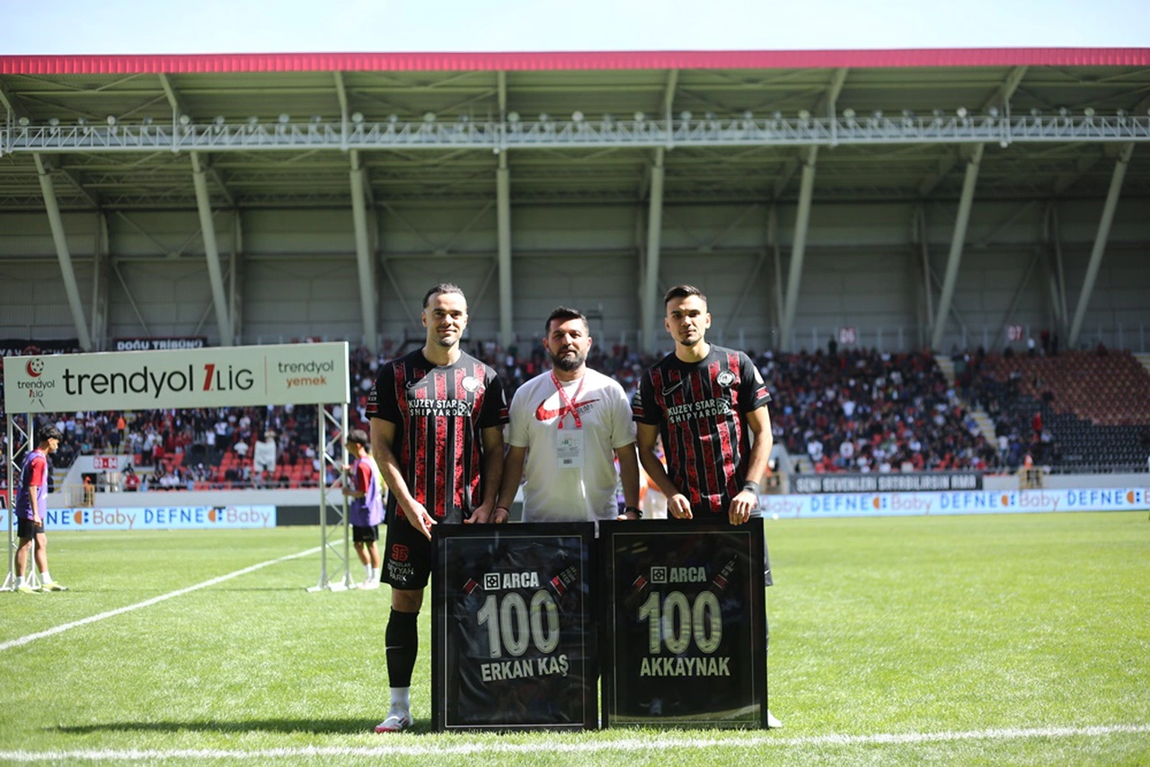 Erkan ve Atakan’a Dalya Hediyesi
