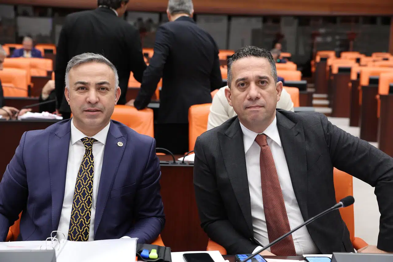 ‘İktidarın Gündeminde Siber, Halkın Gündeminde Biber Var’