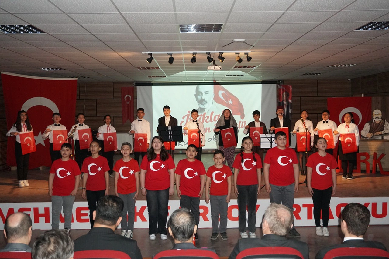 İlçelerde 12 Mart Kutlamaları