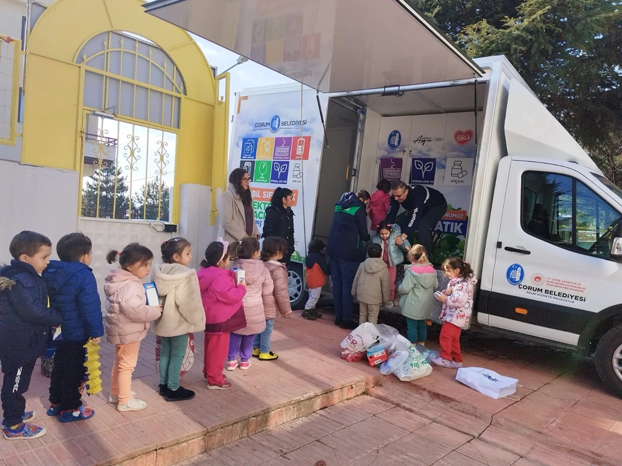Minik Çevrecilere ‘Sıfır Atık’ Eğitimi
