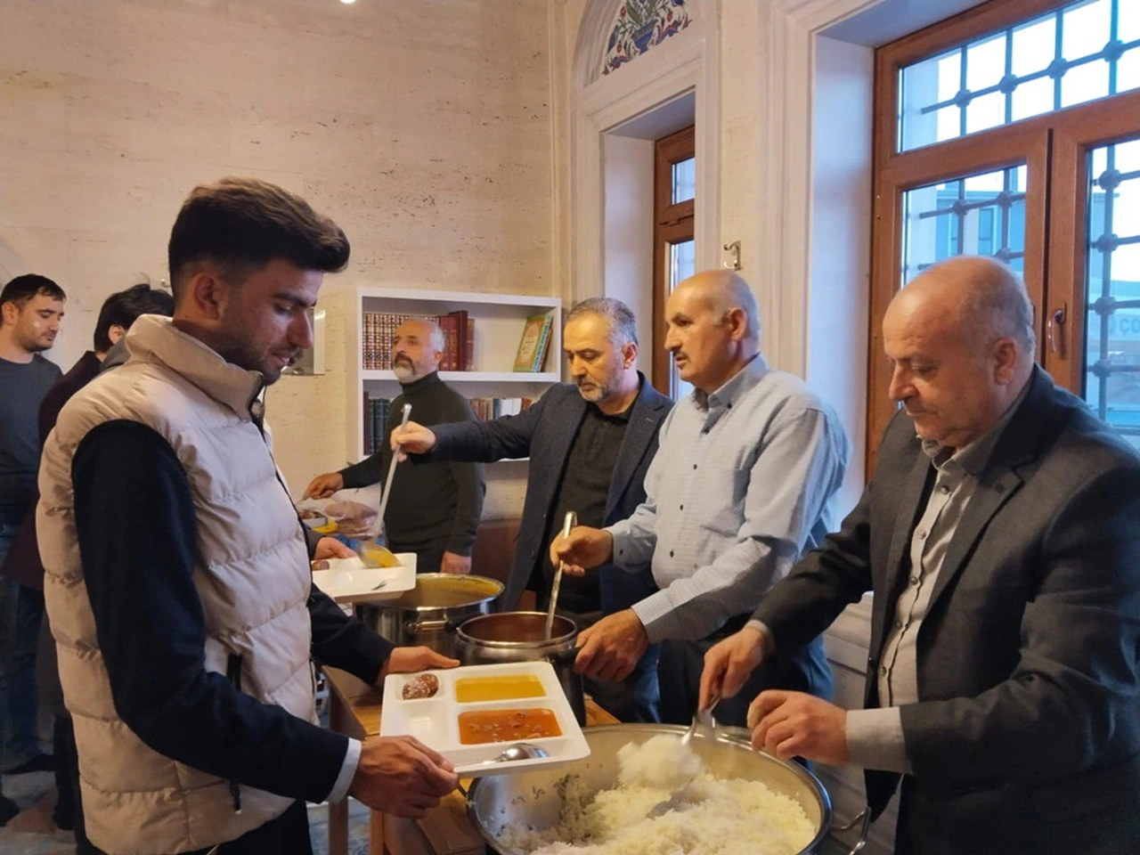 Müftü, KYK Öğrencileriyle İftar Sofrasında Buluştu