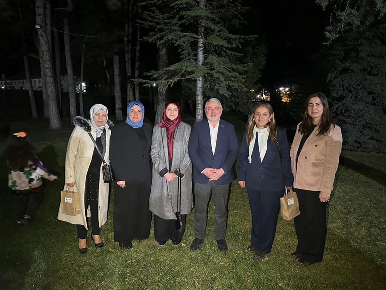 ‘Omuz Omuza, Gönül Gönüleyiz’