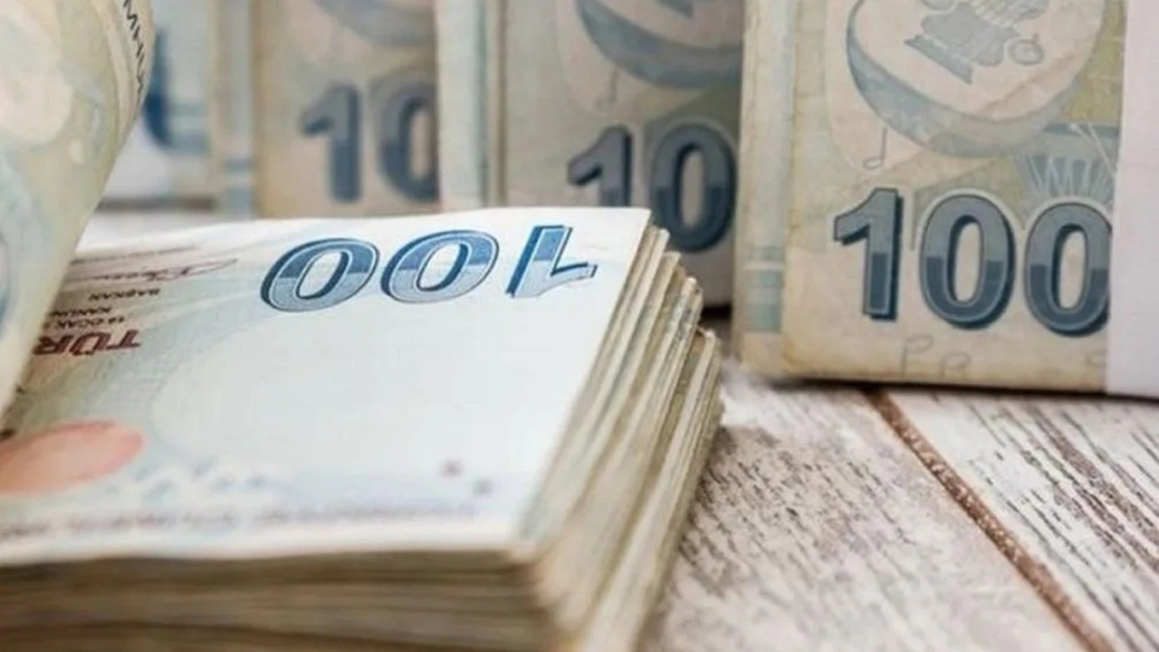 Emekli için yeni dönem: SGK uzmanı alacakları yeni zamlı maaşı paylaştı