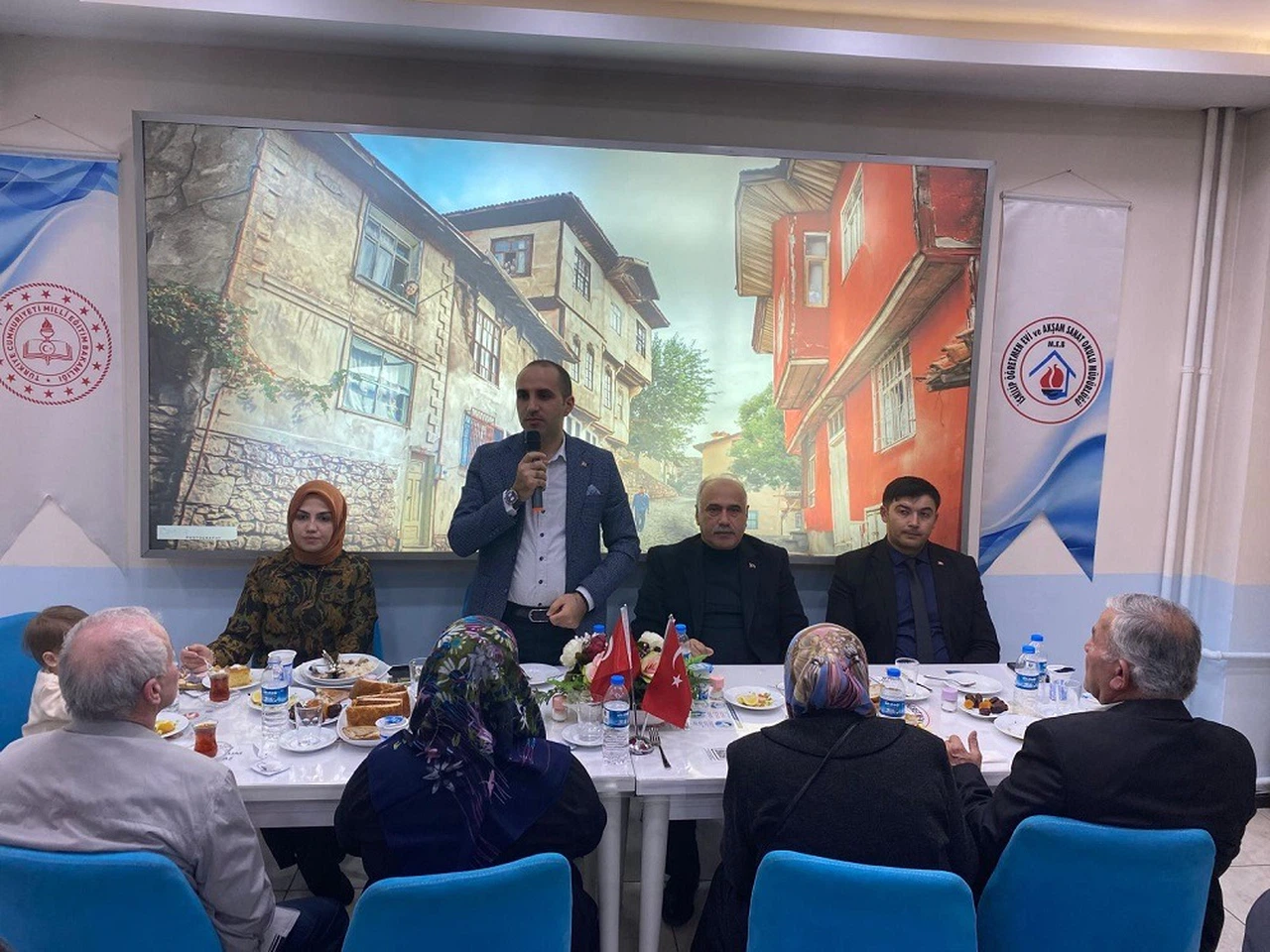 Şehit Yakınları ve Gazilerle İftarda Buluştu