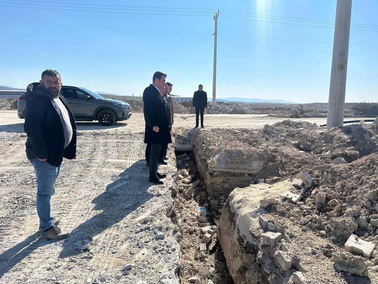 Sungurlu’da Yol Yapım Çalışmaları Sürüyor