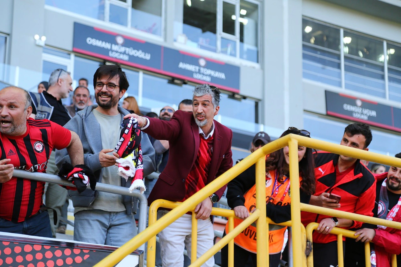 Tuncay Şanlı’ya Atkı Vermek İstedi Ama…