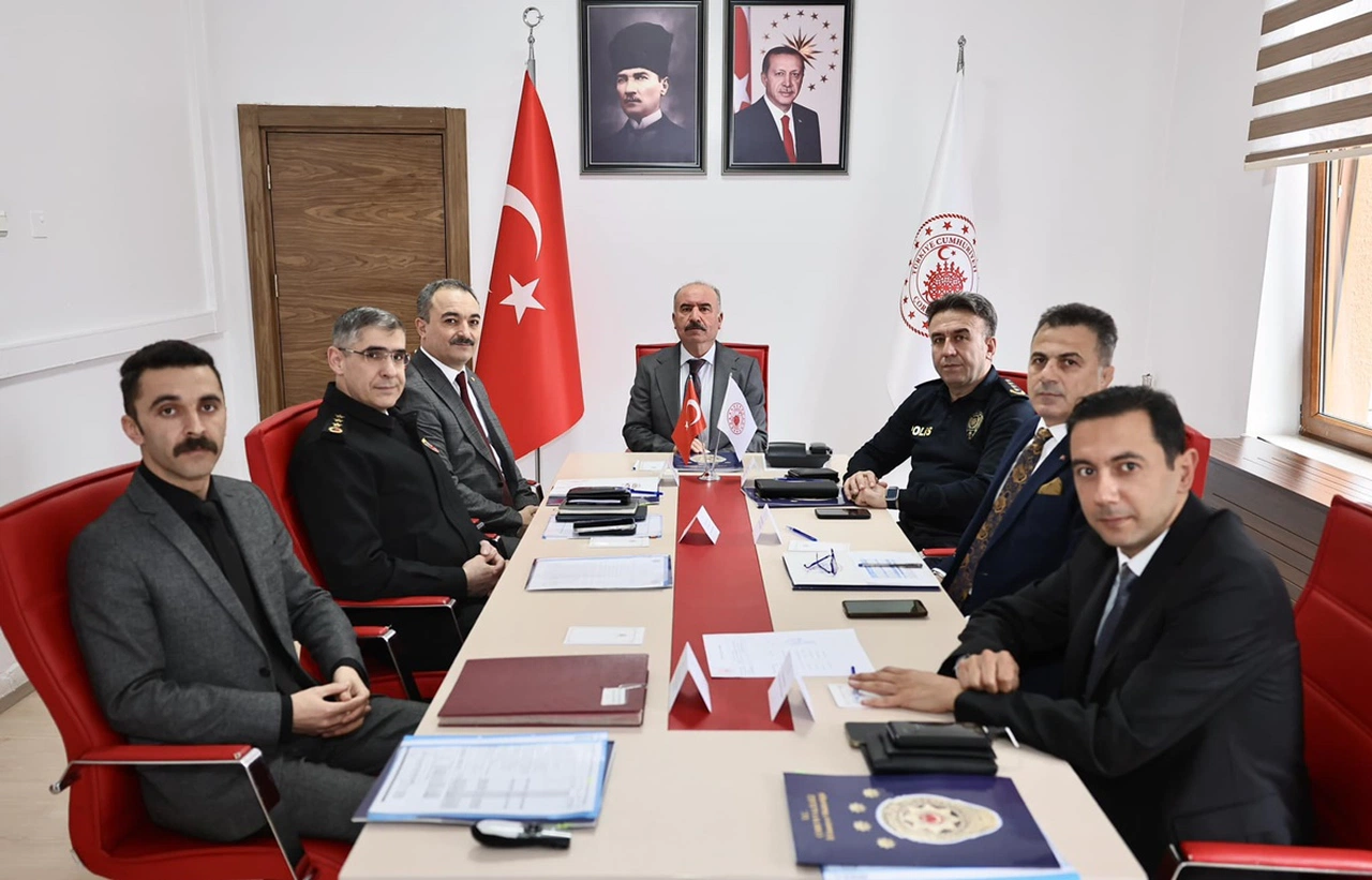 Üniversitelilerin Güvenliği Masada