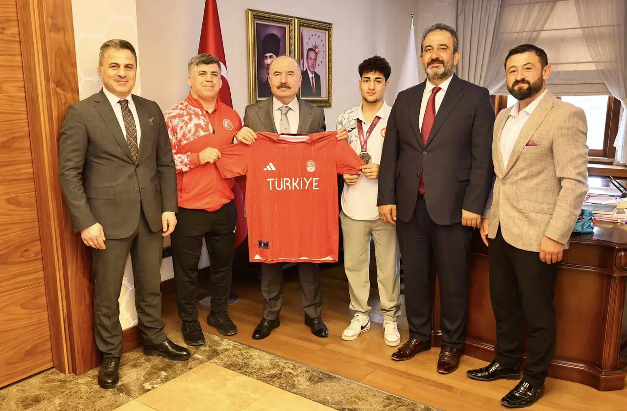 Vali Çalgan, Avrupa Üçüncüsünü Ağırladı