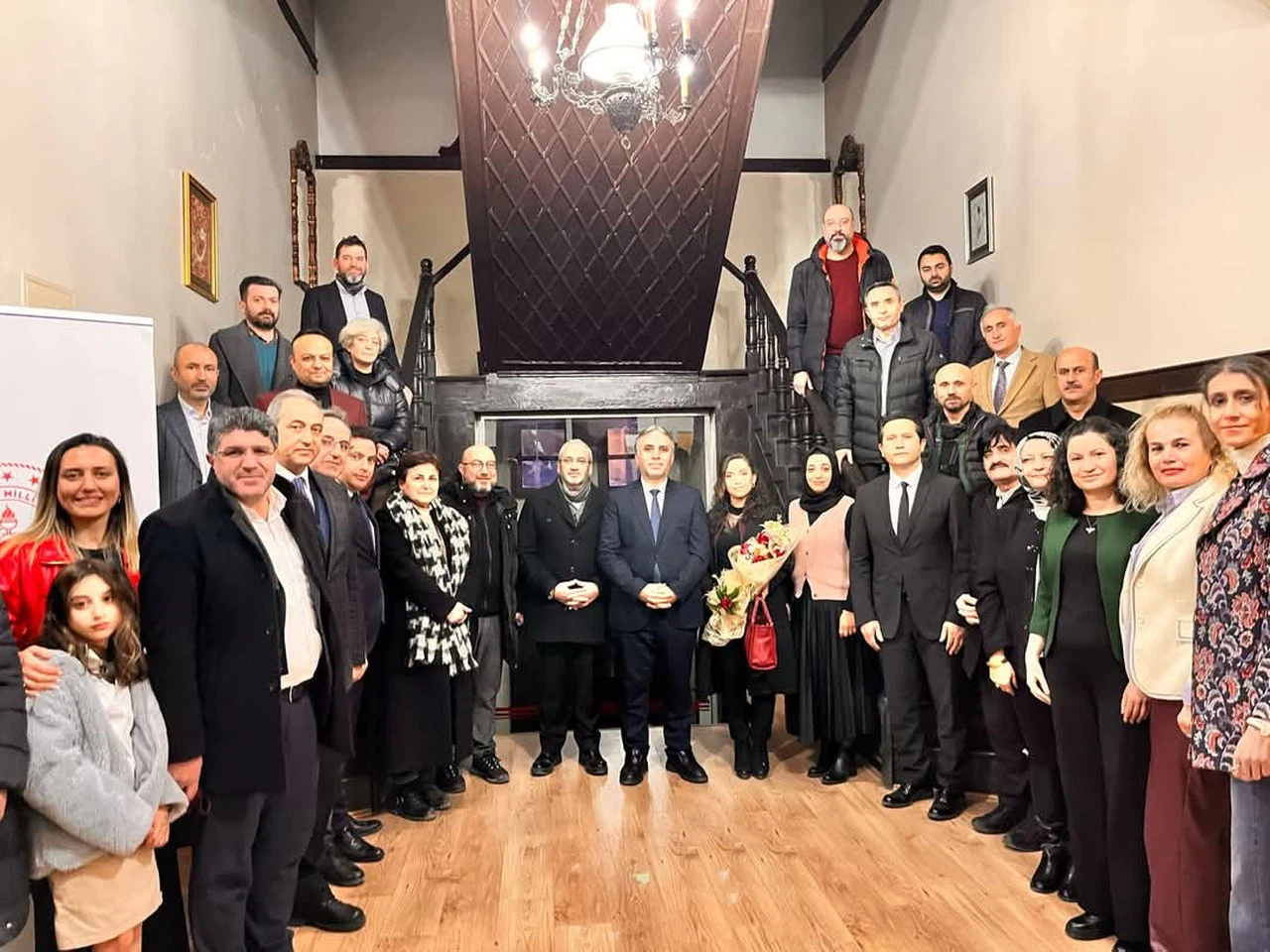 Yazar Gemuhluoğlu'nun Hayatını Konuştular