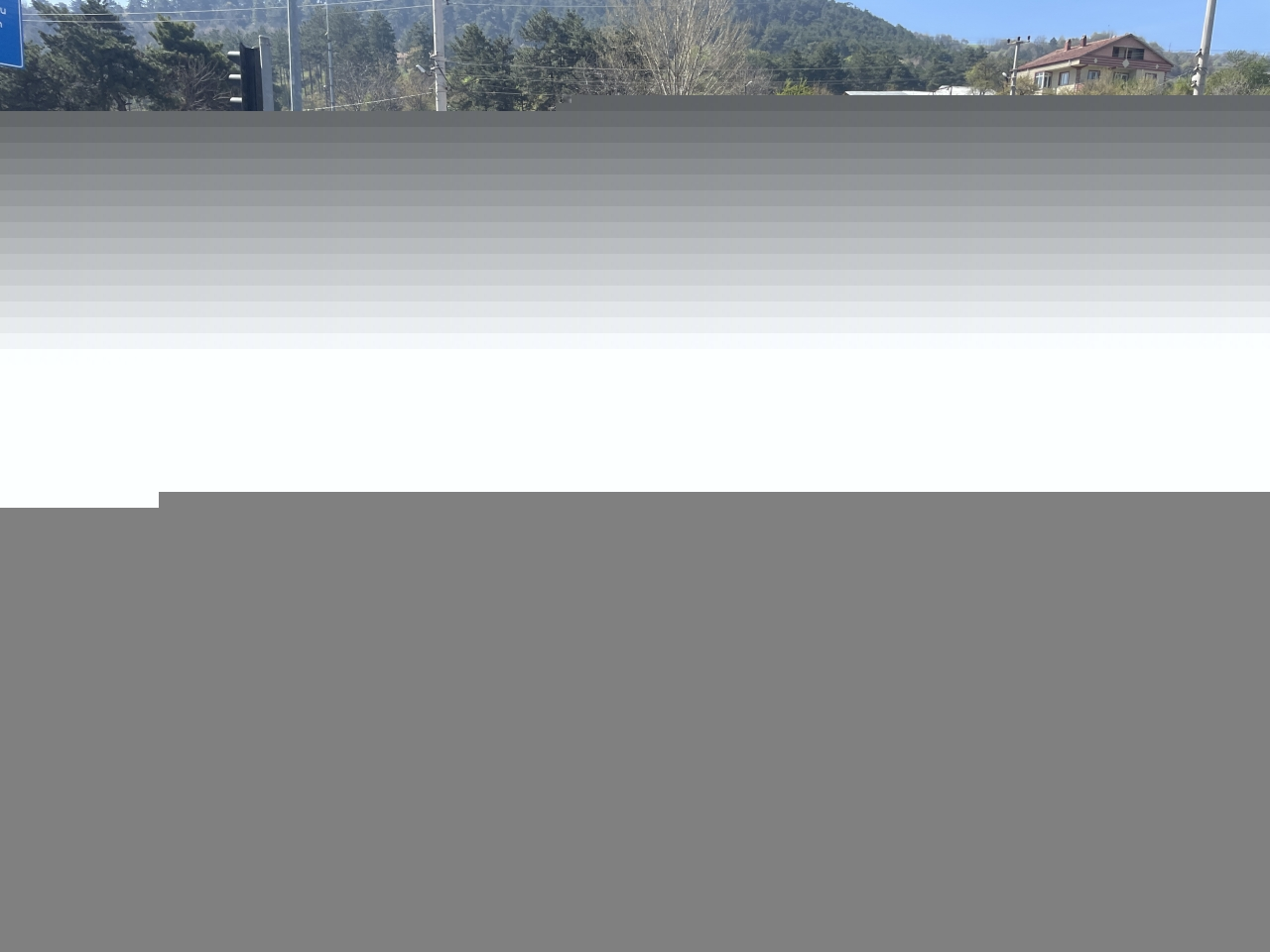 Bolu'da hafif ticari araçla çarpışan motosikletin sürücüsü yaralandı