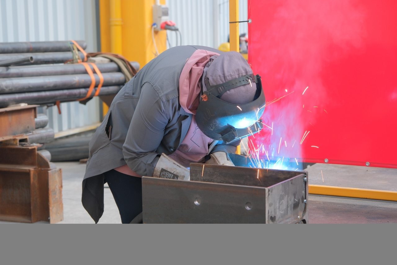 Çorum'da metali kadın kaynakçılar şekillendirecek