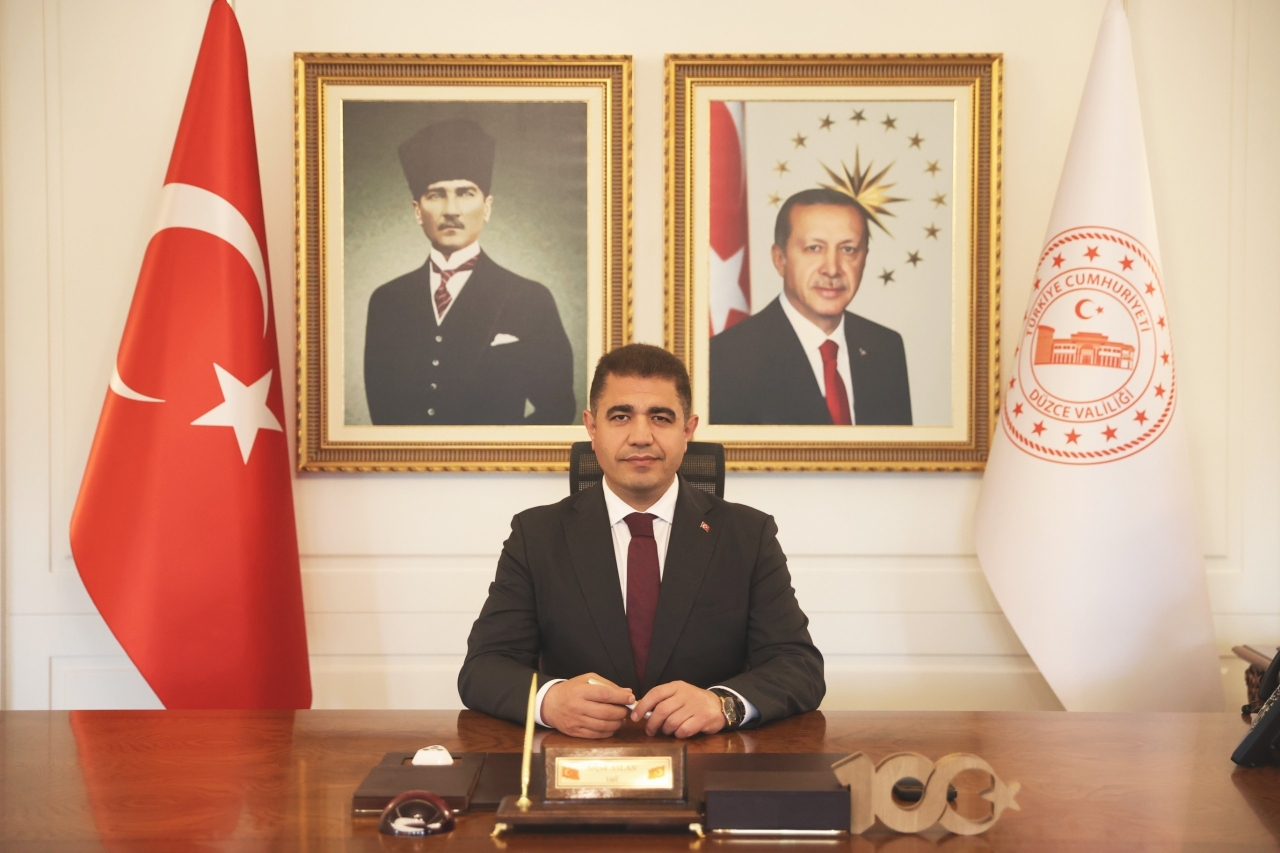 Düzce Valisi Aslan'dan "Turizm Haftası" mesajı