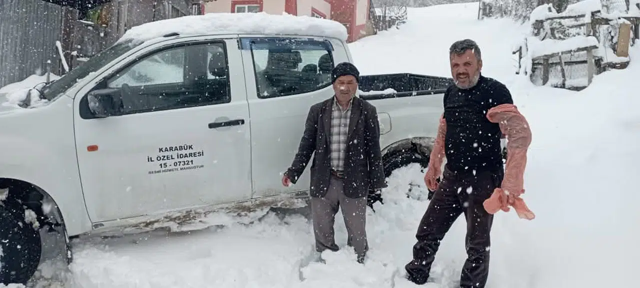 Karabük'te ineği doğum yaparken zorlanan kişinin yardımına ekipler yetişti