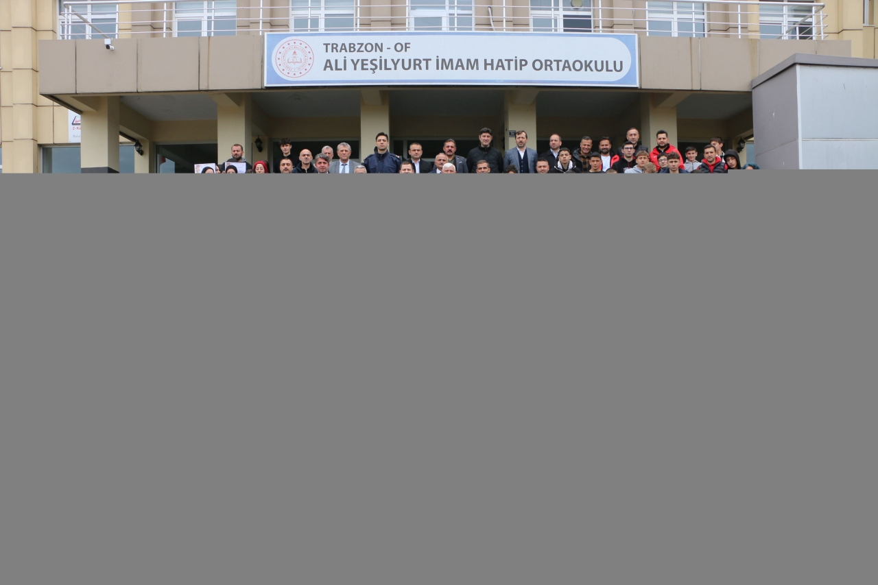 Of'ta başarılı sporcular için ödül töreni düzenlendi