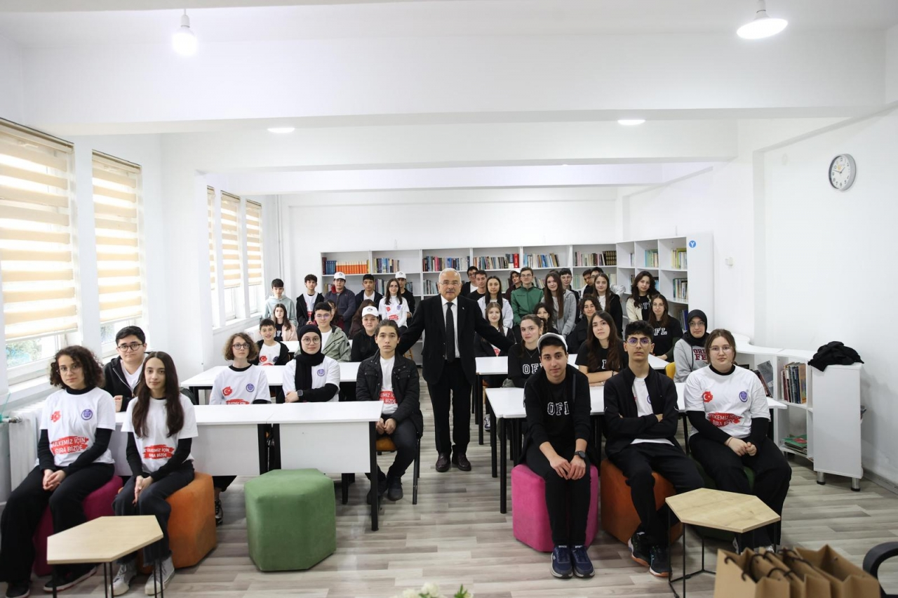 Ordu Büyükşehir Belediye Başkanı Güler öğrencilerle buluştu