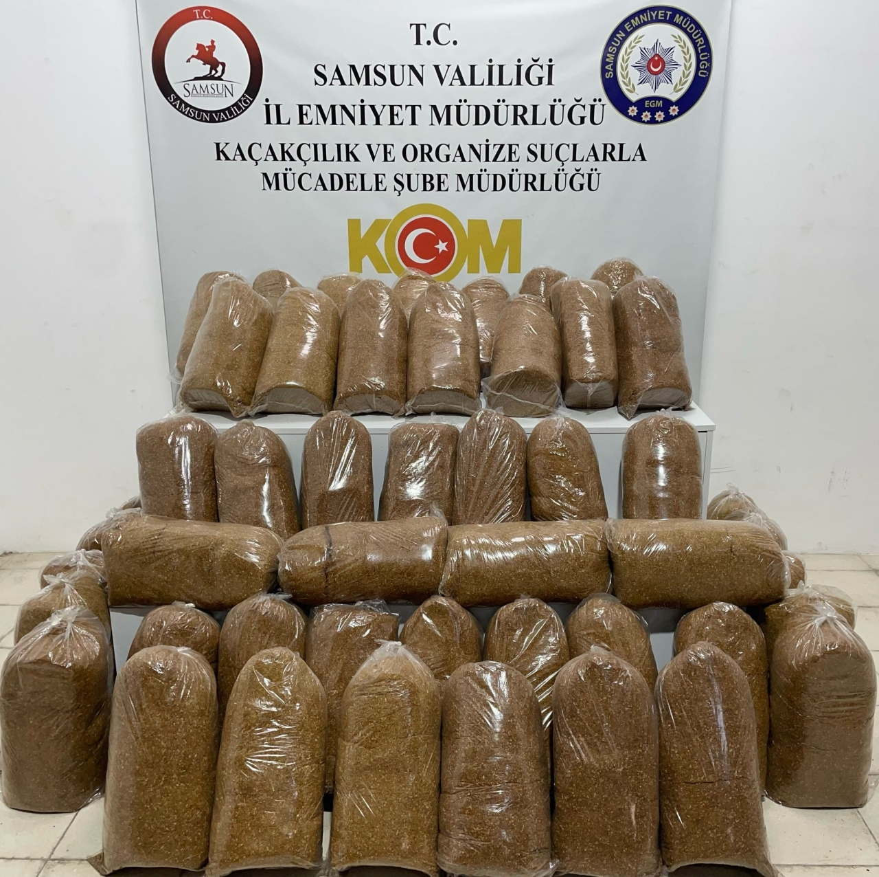 Samsun'da 240 kilogram kaçak tütün ele geçirildi