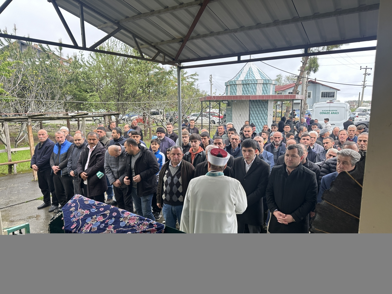 Samsun'da boşanma aşamasındaki eşi tarafından öldürülen kadının cenazesi defnedildi