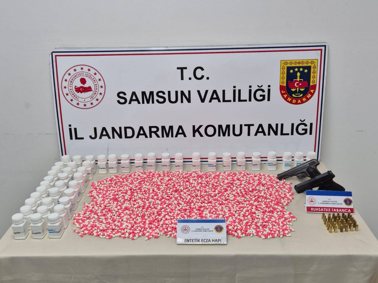 Samsun'da uyuşturucu operasyonunda 2 zanlı yakalandı