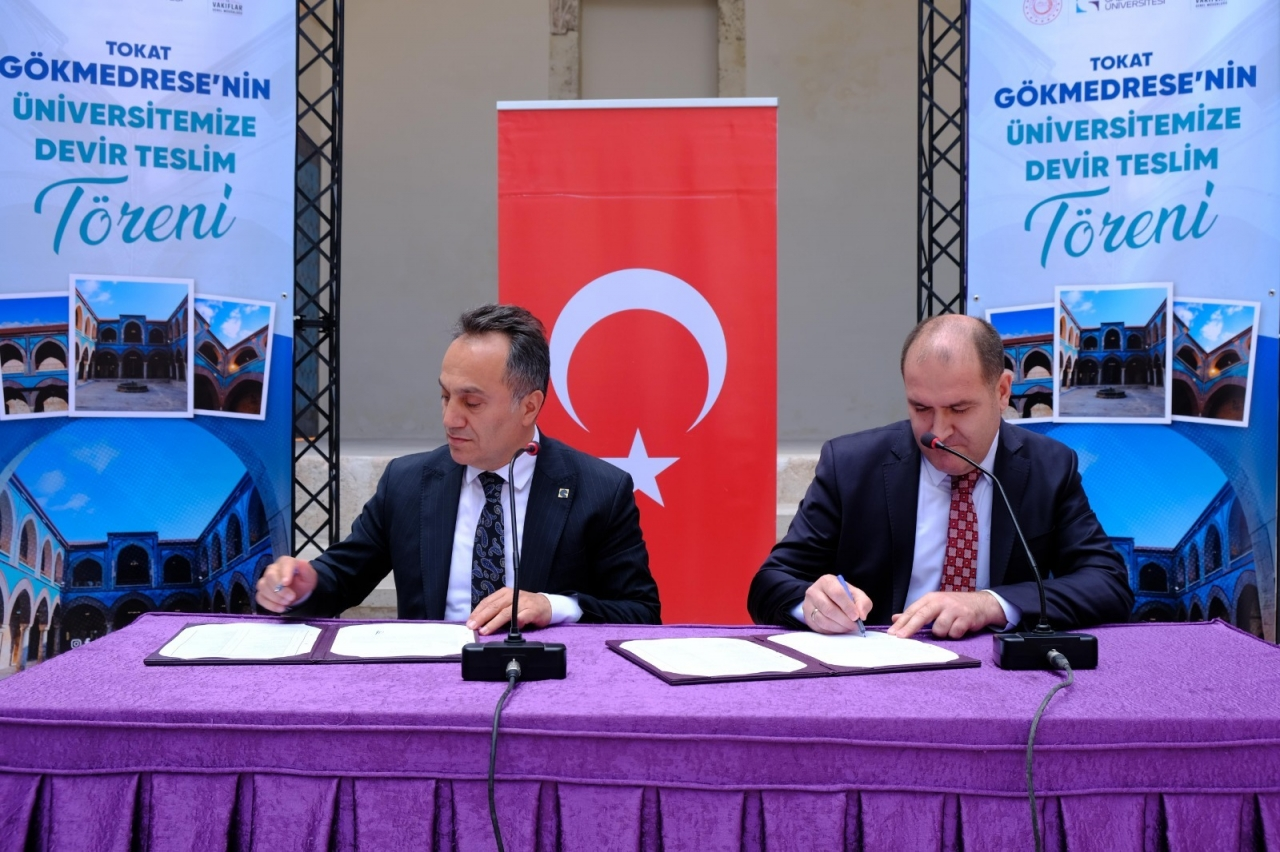 Tokat'taki tarihi Gökmedrese Gaziosmanpaşa Üniversitesine devredildi
