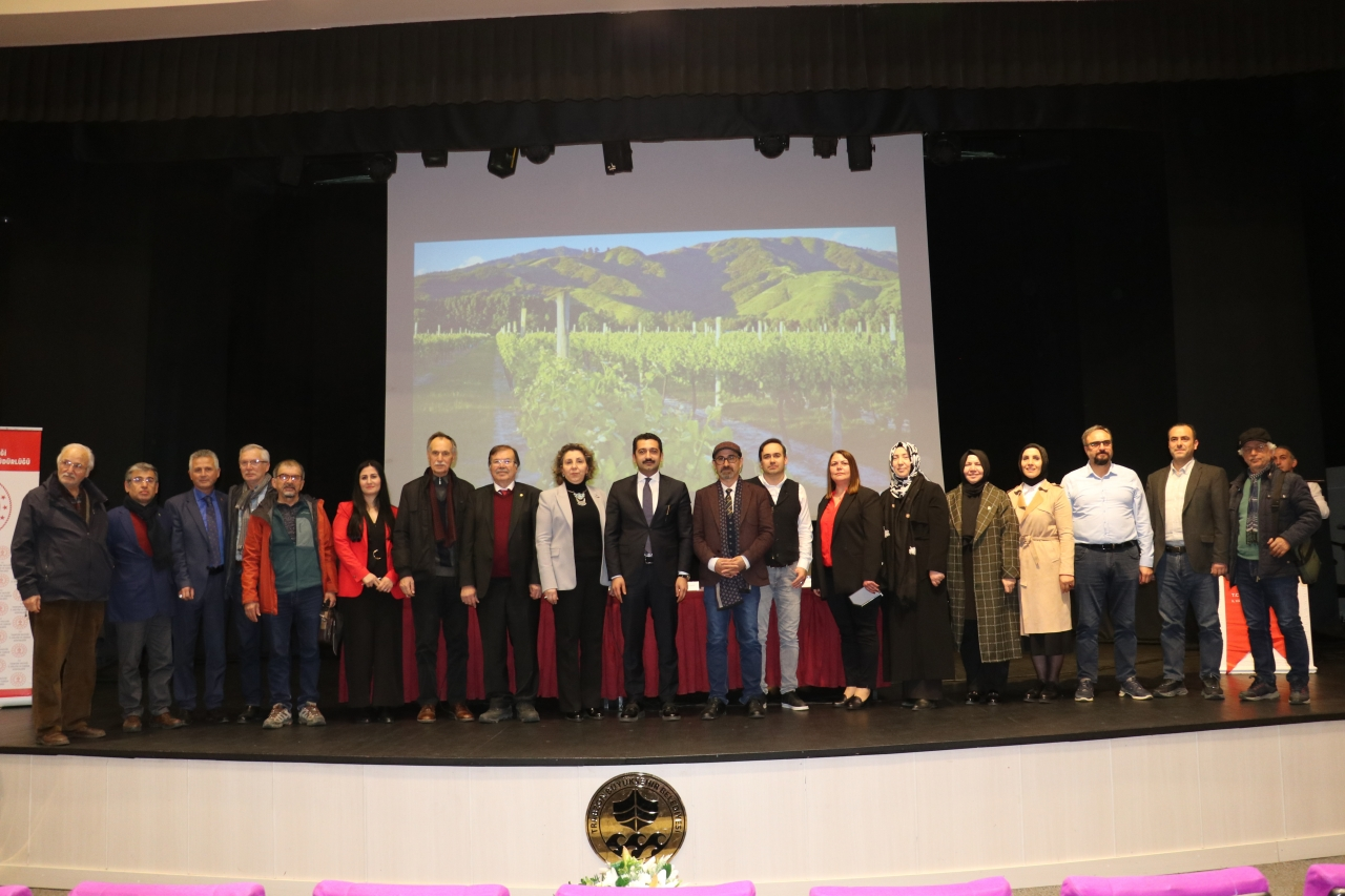 Trabzon'da Turizm Haftası kapsamında panel düzenlendi