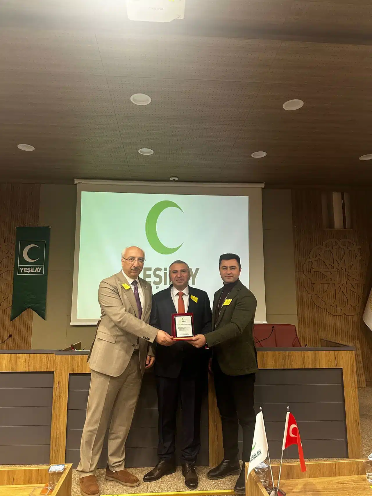 Yeşilay bölge toplantısı Tokat'ta yapıldı
