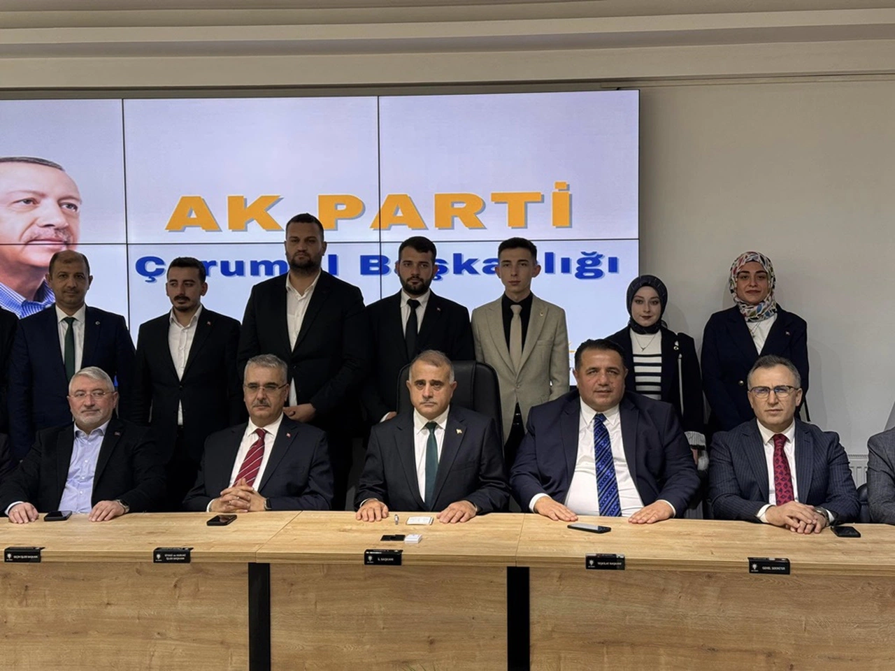 AK Parti’de Bayramlaşma İlk Gün Yapıldı