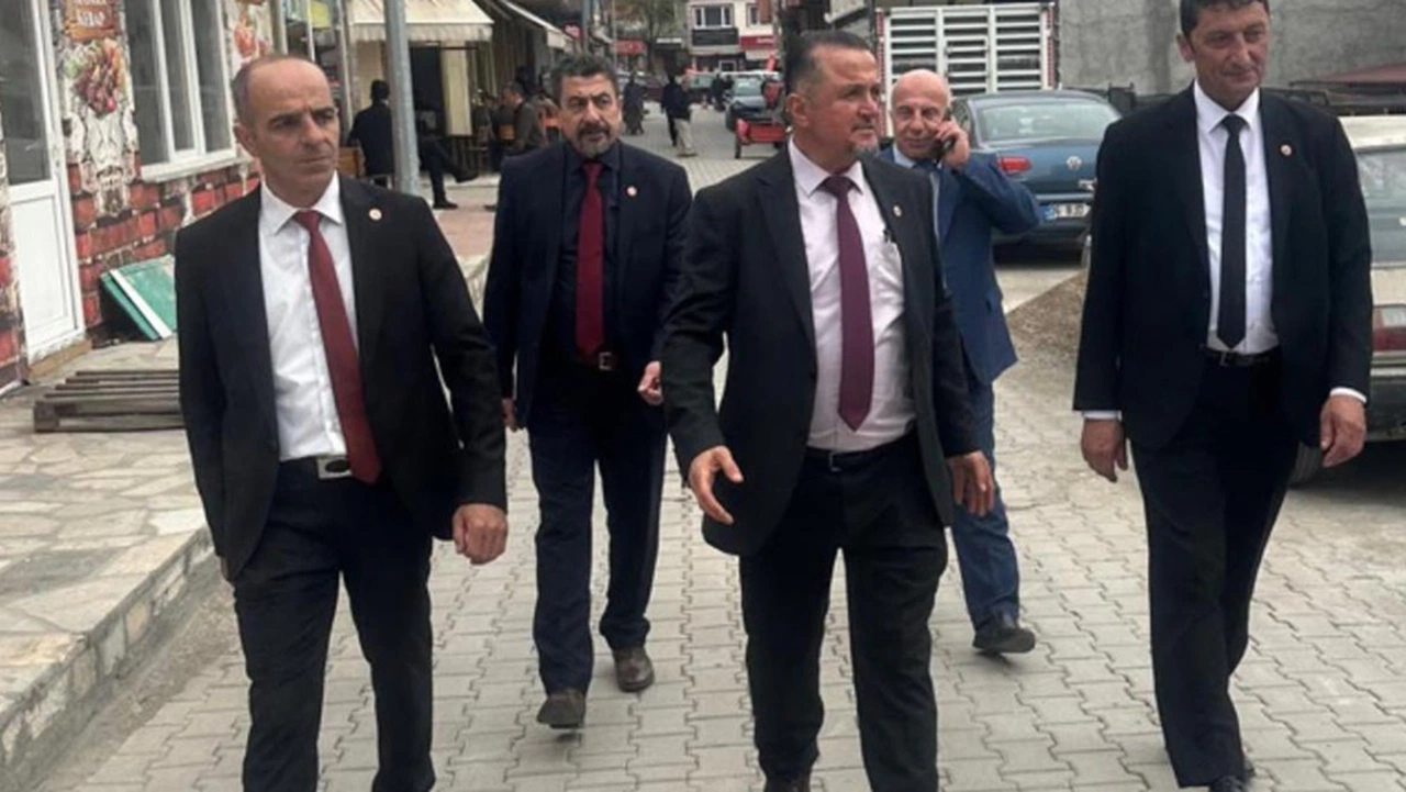 Başkan Dereli ve Meclis Üyeleri Kargı Esnafıyla Bir Araya Geldi