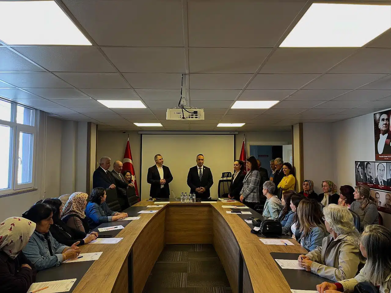 CHP Kadın Kolları İçin Eğitim Semineri