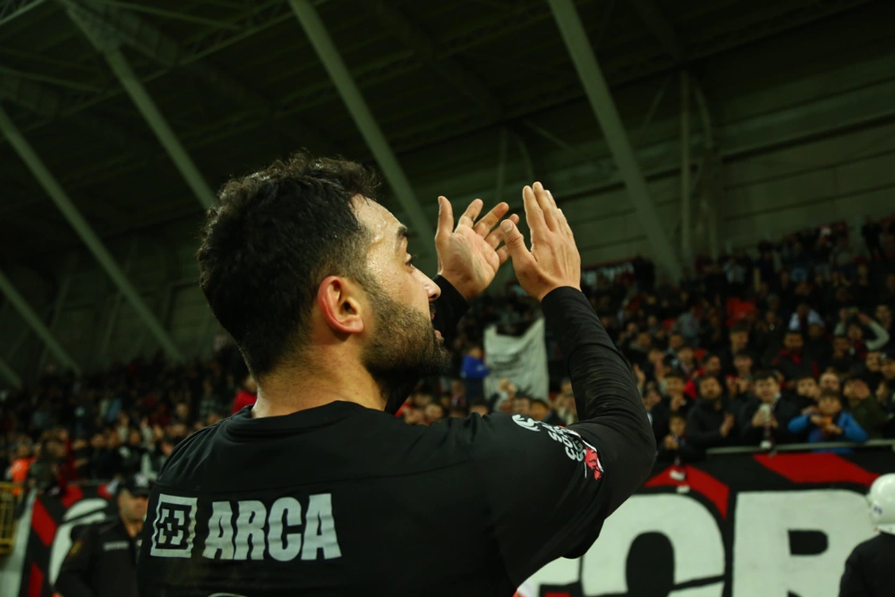 Çorum FK Kaptanı Taraftara Seslendi