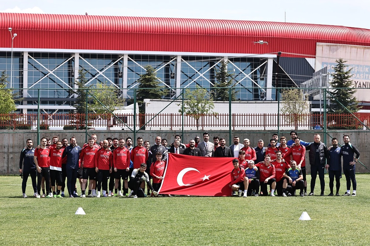 Çorum FK’ye 23 Nisan Ziyareti