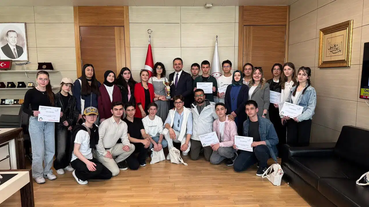 Çorumlu Gençler Bakanlıkta