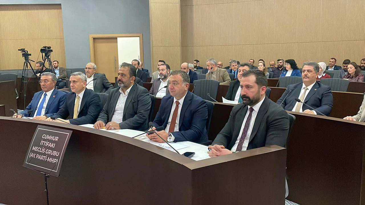 Cumhur İttifakı’ndan MHP’ye Geçtiler