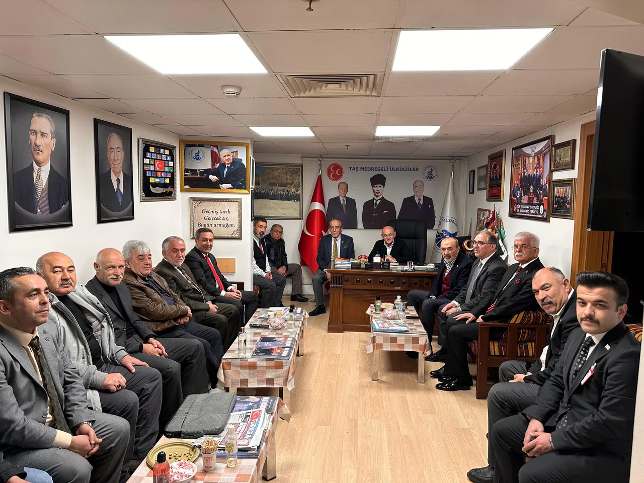Dere, Taş Medreseli Ülkücüleri Ziyaret Etti