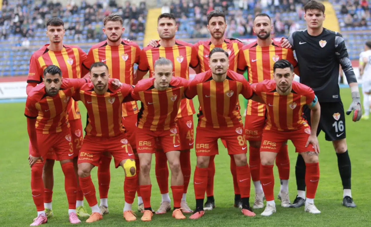 Emre’nin Takımı Ligde Kaldı!