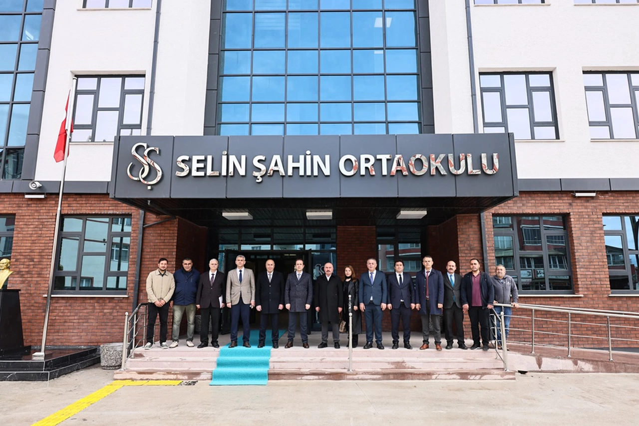 Kansere Yenik Düşen Kızı İçin Okul Yaptırdı, Açılışı Bakan Yapacak