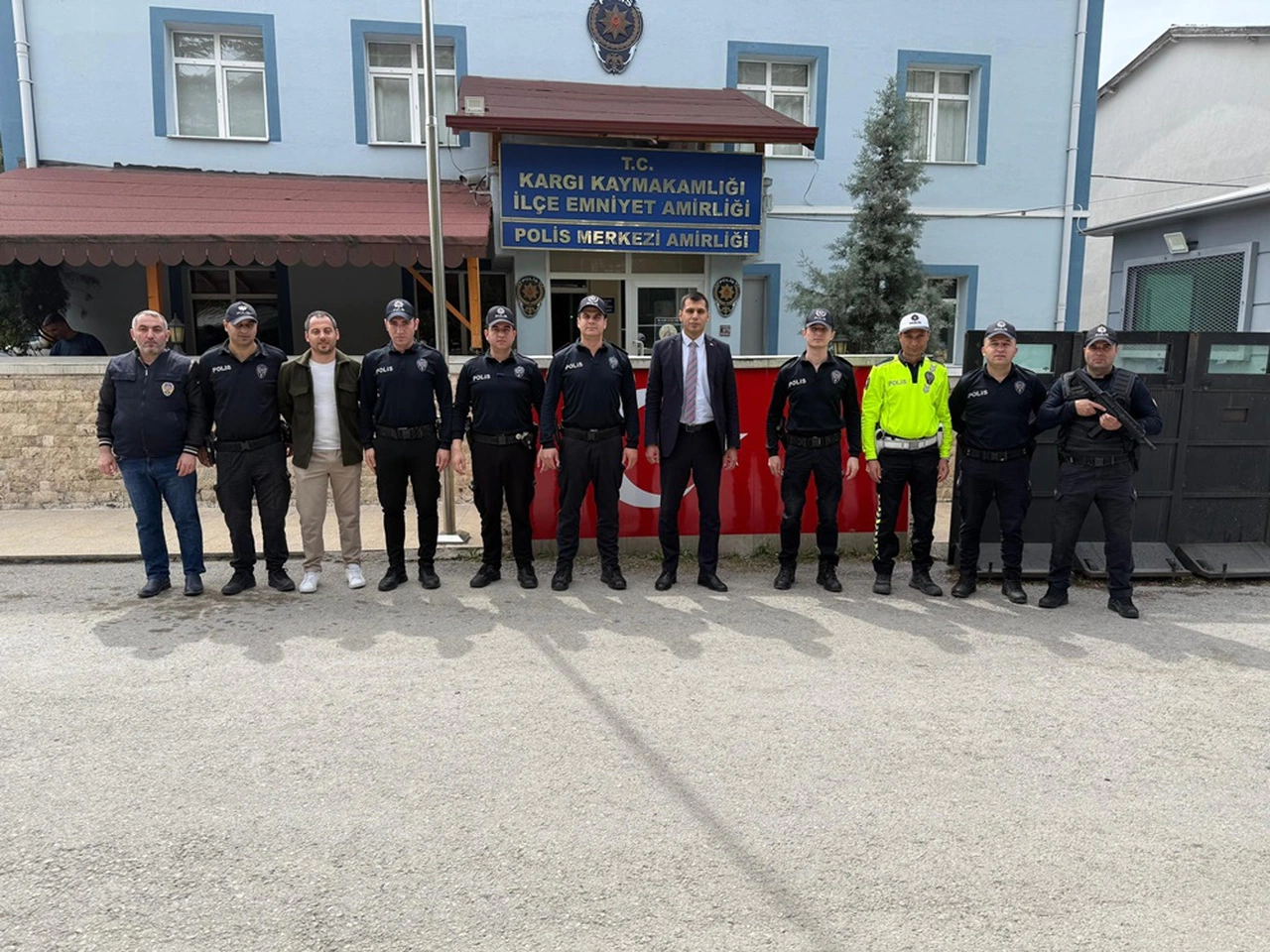 Kaymakam Akman, Kamu Personeliyle Bayramlaştı