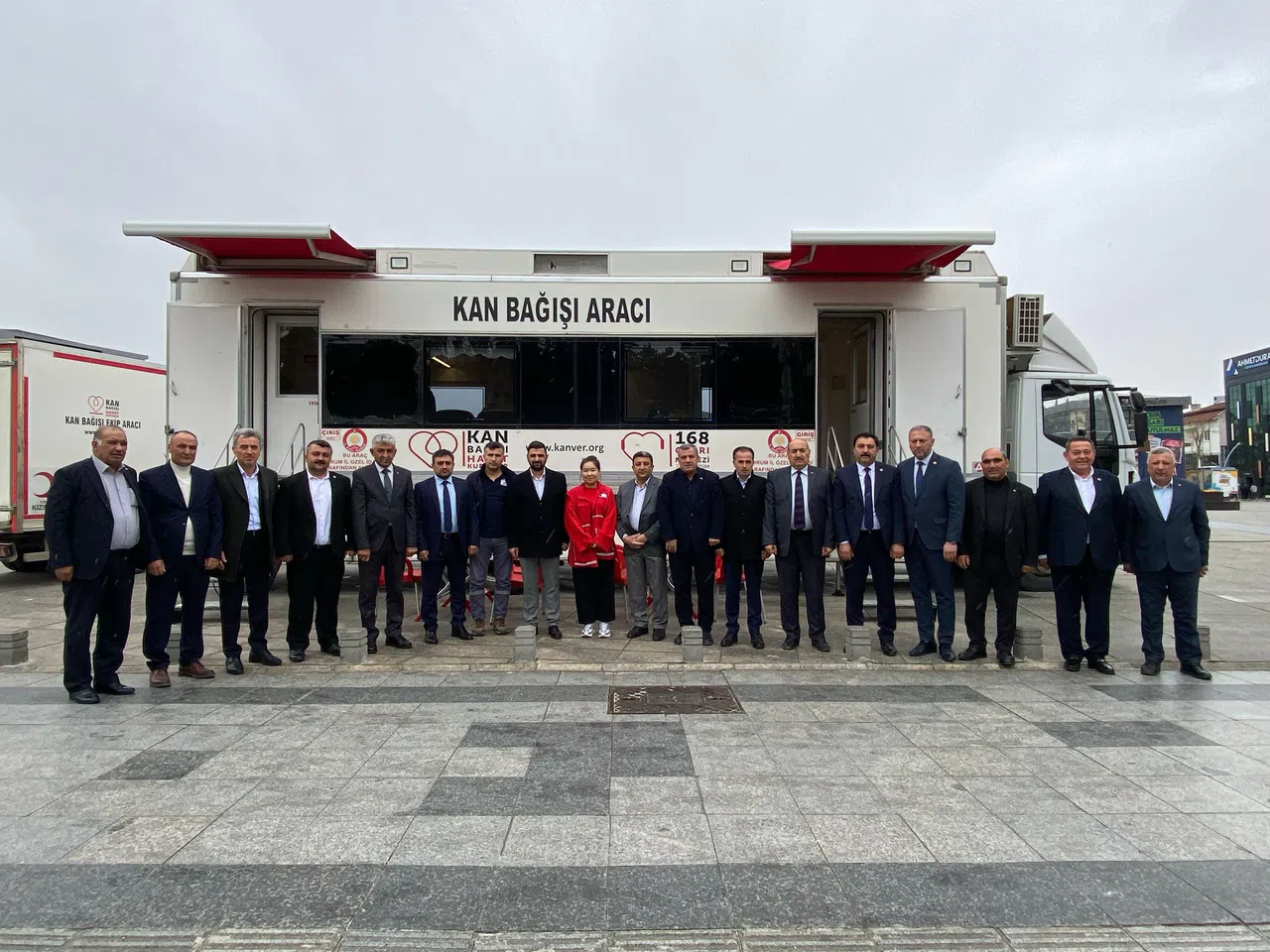 Meclis Üyelerinden Kan Bağışı Duyarlılığı